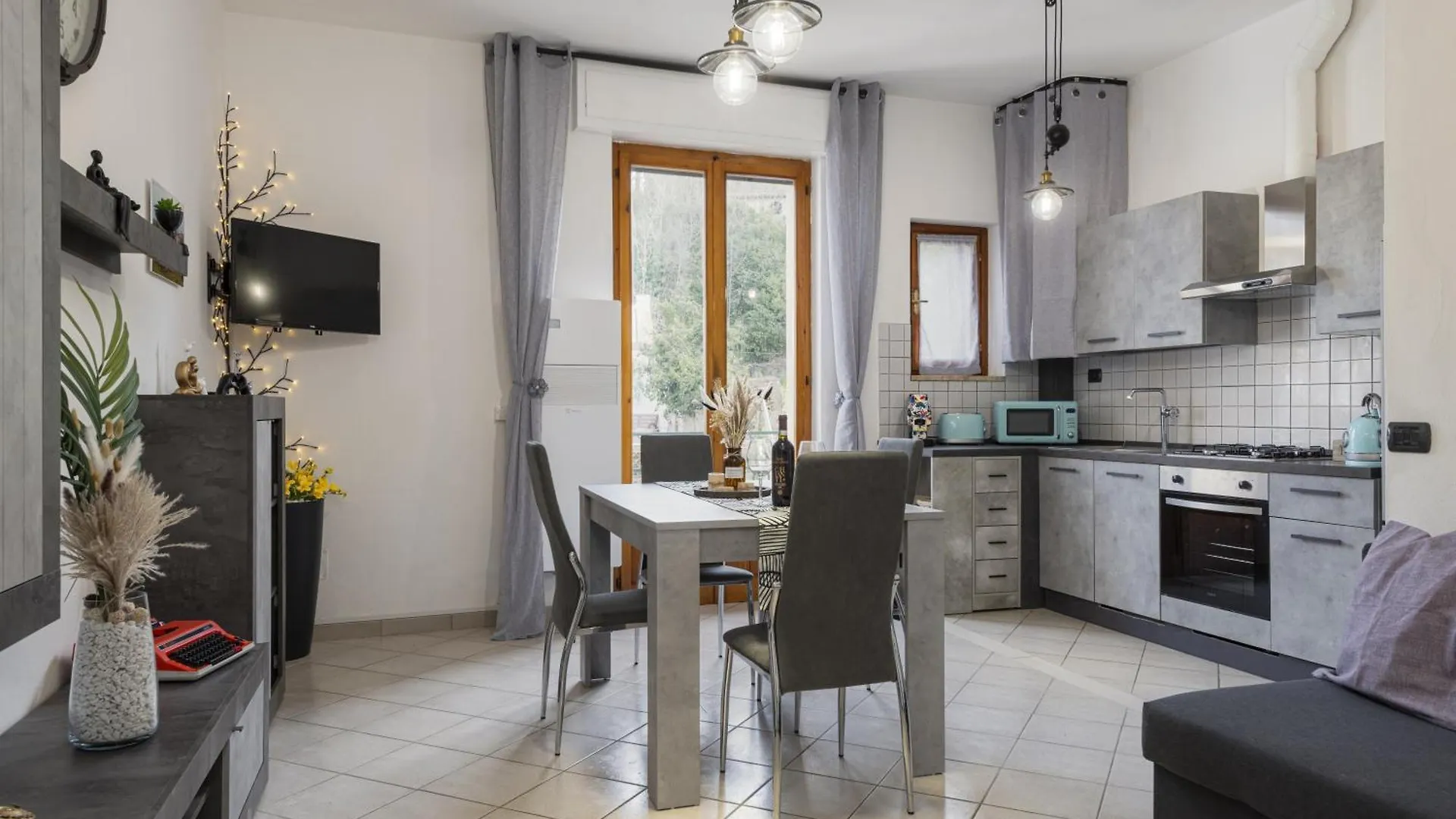 In Centro A Certaldo Apartment
