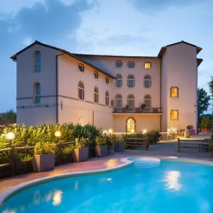 4* Hotel Lhp
