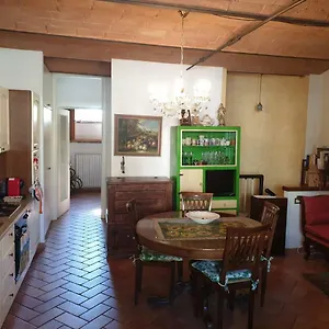Da Giovanni E Marcella Apartment